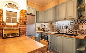Vintage Apartment In Athens-Zografou